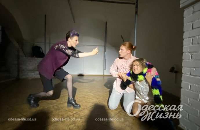 Театральна лабораторія. Сущенко