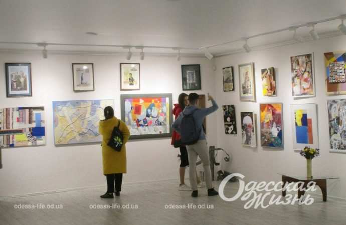 Выставка. Котова