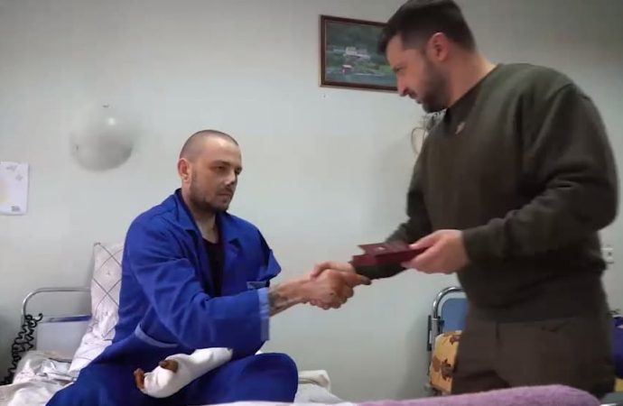 Зеленський у шпиталі