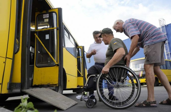 Доступны ли одесские маршрутки для людей в инвалидной коляске: результаты проверки