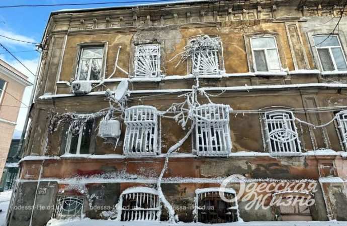 Зиомва казка. Снігопад