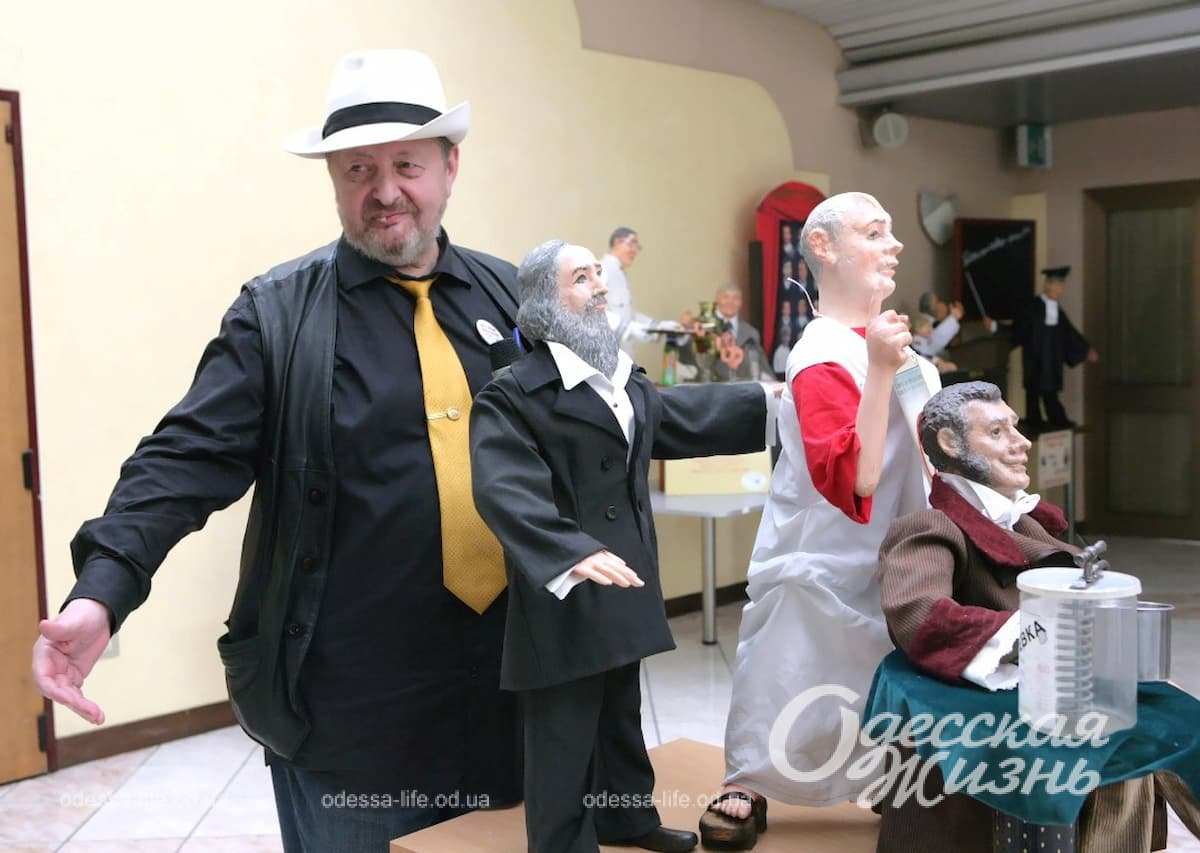 Михаил Коломей со своей композицией Как на Пушкина именины 2011 год