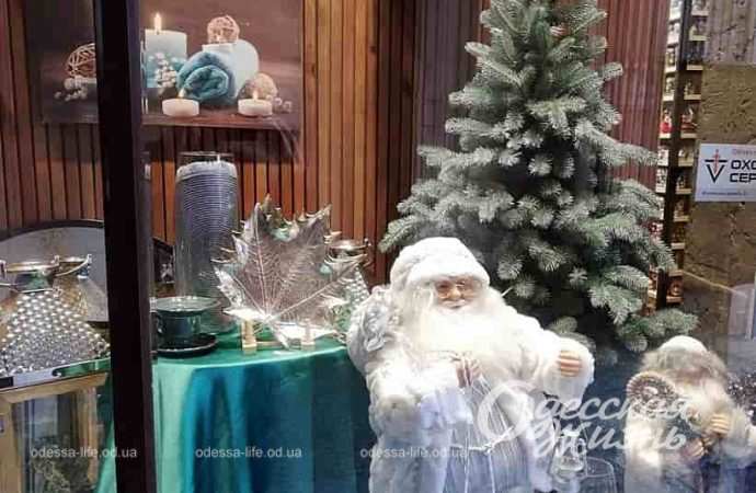Новогоднее настроение в одесских магазинах-2