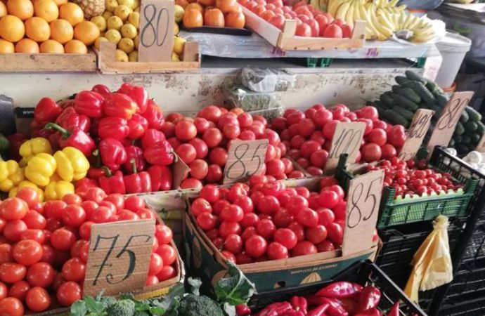 Привоз 1.12. Котова