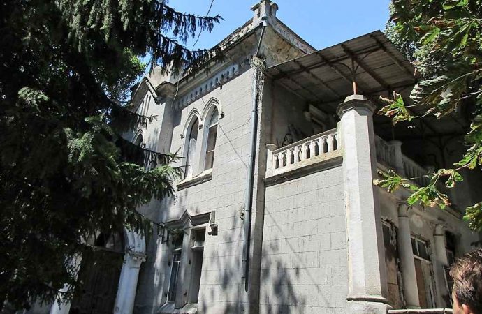 Замок монстров. Котова