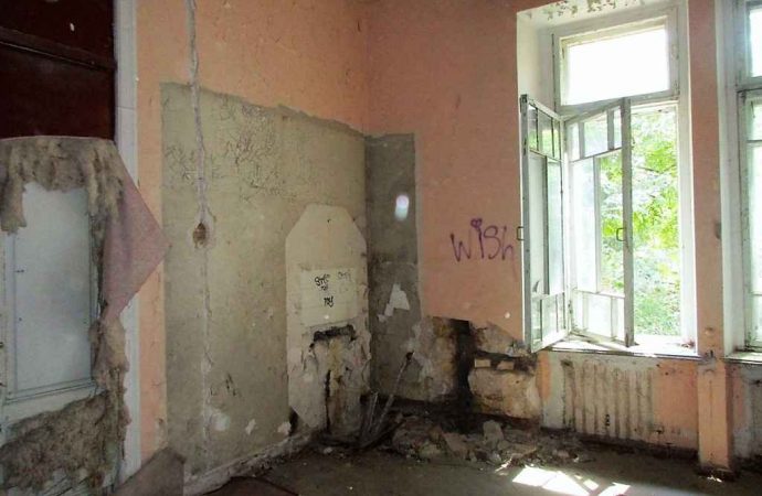 Замок монстров. Котова