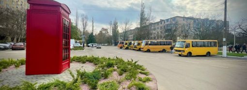 Новая конечная остановка для одесских автобусов-великанов: как выглядит (фоторепортаж)