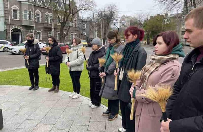 В Одессе почтили память жертв Голодомора-4