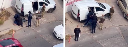 В Одесі ТЦК “упакували” чоловіка як злочинця: за нього заступилися містяни
