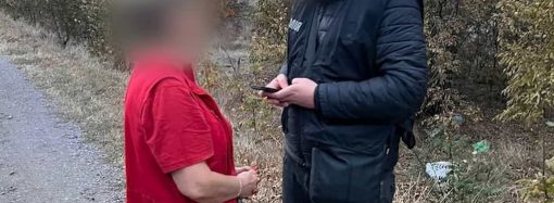 На швидкій допомозі з проблисковими маячками: на Одещині вигадали новий спосіб втечі за кордон