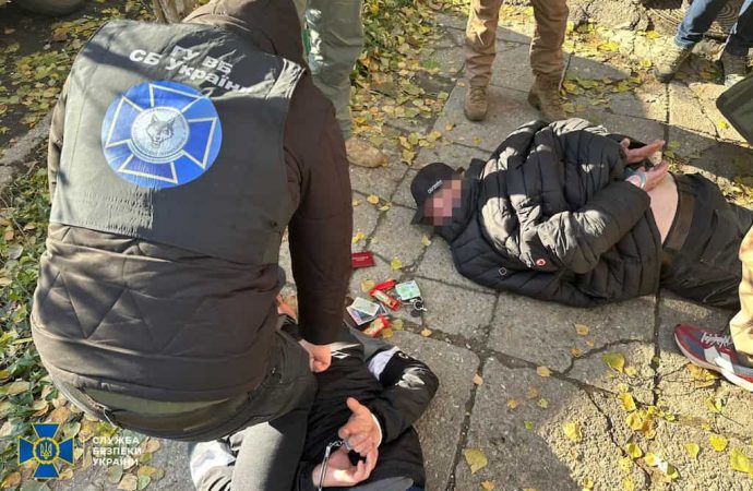 В Одессе рэкетиры под видом СБУ выбивали деньги с военнообязанных