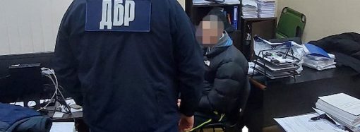 На Одесщине полицейский пытался заработать на уклонистах: ему «светит» большой срок