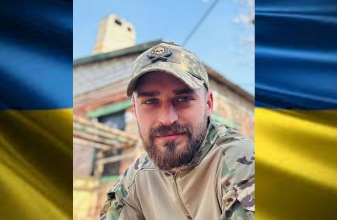Загинув за Україну: на Одещині живим коридором зустрінуть молодого воїна
