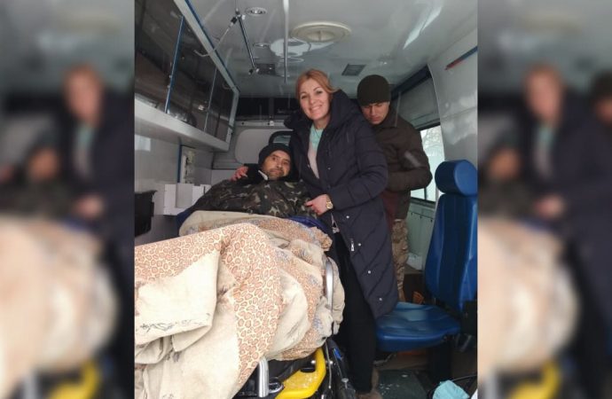 Мария Дашковская отправляет бойца на реабилитацию