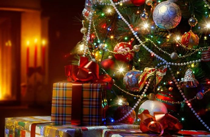 Різдво та Новий рік: як працюватимуть та відпочиватимуть українці у свята