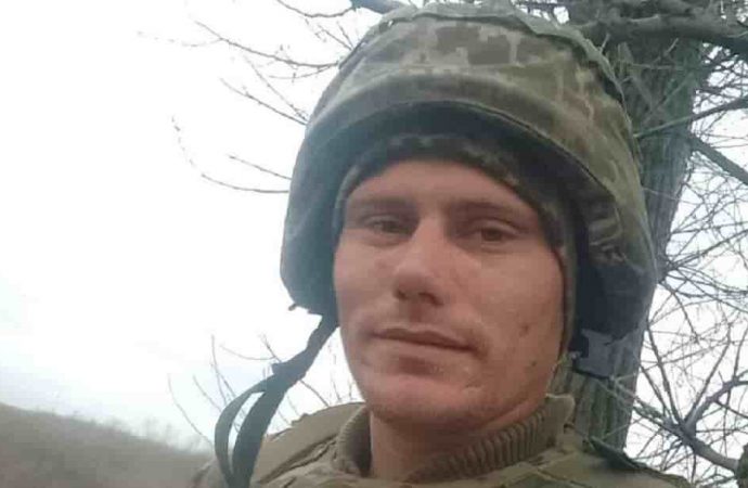 Погиб под вражеским обстрелом: в Одесской области простились с 28-летним воином