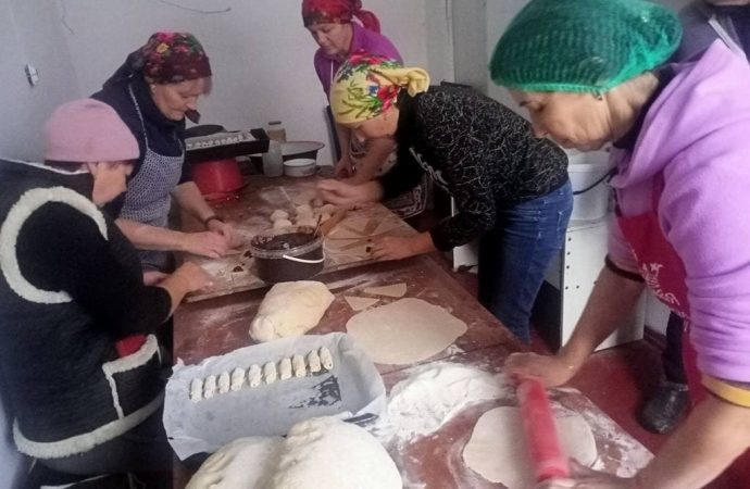 Смаколики для ЗСУ з Новопілля