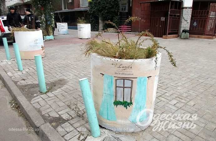 Цветник на Старорезничной