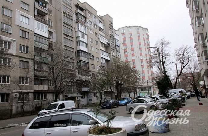 Цветники на Старорезничной