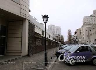 Одеська Старорізнична: труднощі з назвою, обновлення та спогади про минуле (фоторепортаж)