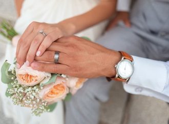 Свадебные кольца: несколько слов о материале и дизайне украшений
