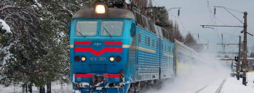 На новогодние праздники из Одессы будут ходить дополнительные поезда: направления и графики