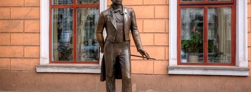 Прибрати орден Леніна, пам’ятник Пушкіну та його тінь: в Одесі триває декомунізація