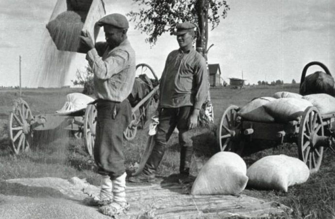1928-29 рр. Насильницький збір продовольства