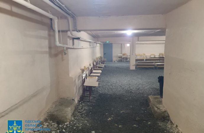 В Одессе подрядчик присвоил деньги на ремонт школьного укрытия