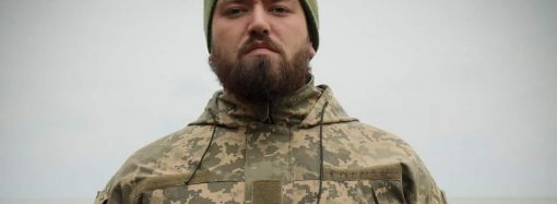 Защитник из Одессы награжден «Золотым крестом» Главнокомандующего: история бойца