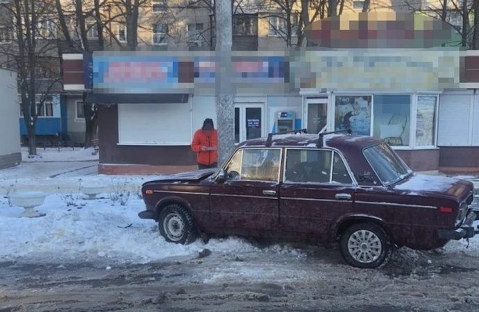 Автомобиль сорвался с троса и убил семилетнюю девочку: подробности трагедии под Одессой