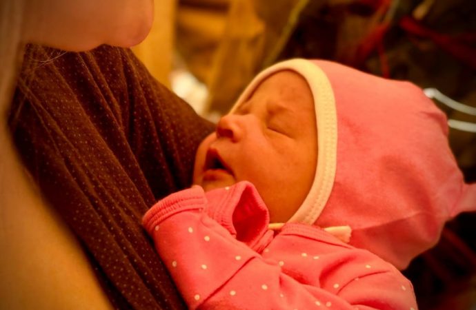 В Одессе поздравили Мирославу: девочка родилась первой в 2024 году (фото)