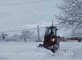 На севере Одесской области продолжается настоящая зима (фоторепортаж)