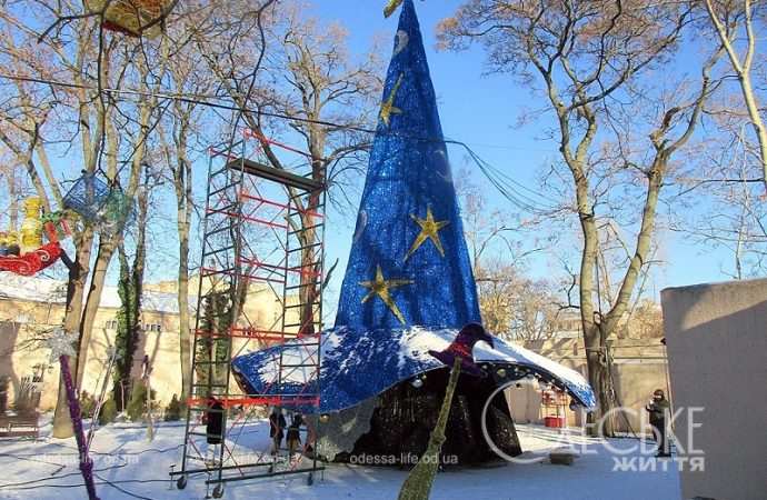 В Летнем театре одесского Горсада, елка