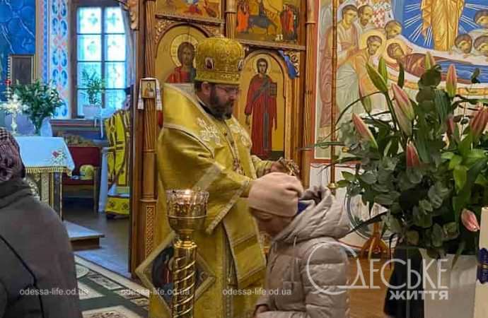 Литургия в храме ПЦУ под Черноморском3