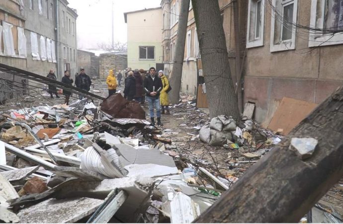 Зруйнований ракетою будинок на Картамишівській, 14 в Одесі