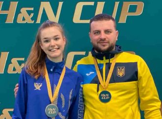 Спортсменка из Одессы завоевала две золотых медали на престижном турнире по стрельбе