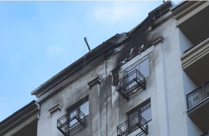 Фасад ЖК «Мілос» в Одесі, що постраждав від атаки дронів 28 грудня