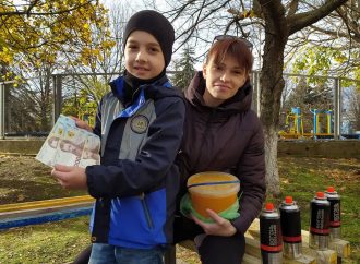 Маленькие герои: как дети из Великой Михайловки помогают защищать Украину
