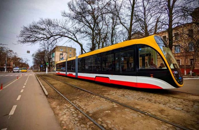 Найсучасніший одеський трамвай почав перевозити пасажирів
