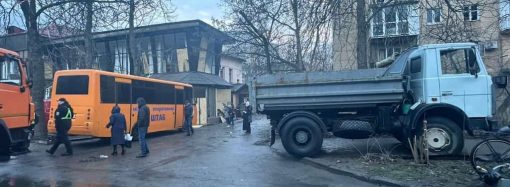 В Одессе развернули оперативные штабы: где оформить материальную помощь за поврежденное жилье