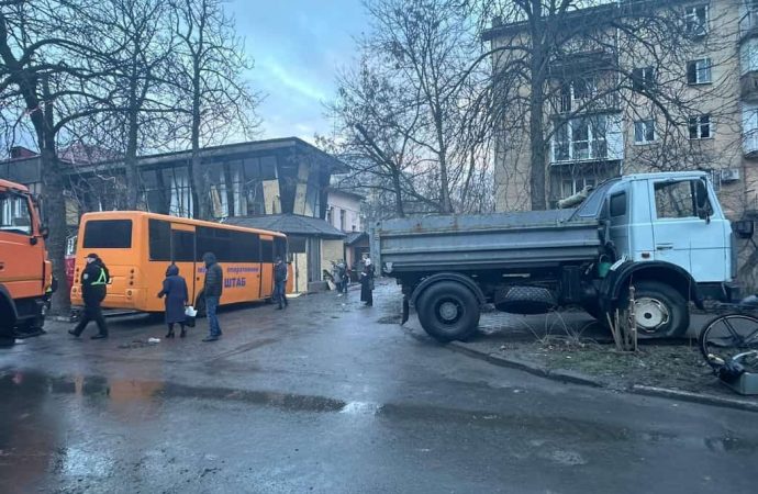 В Одесі розгорнули оперативні штаби: де оформити матеріальну допомогу за пошкоджене житло