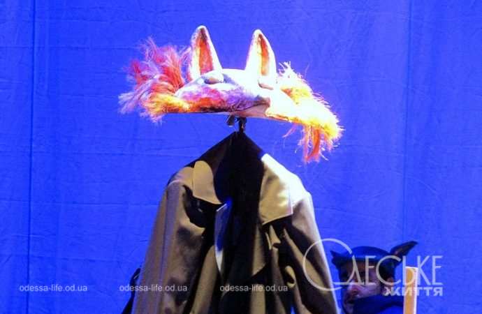 Артем Теляшенко в роли Лиса