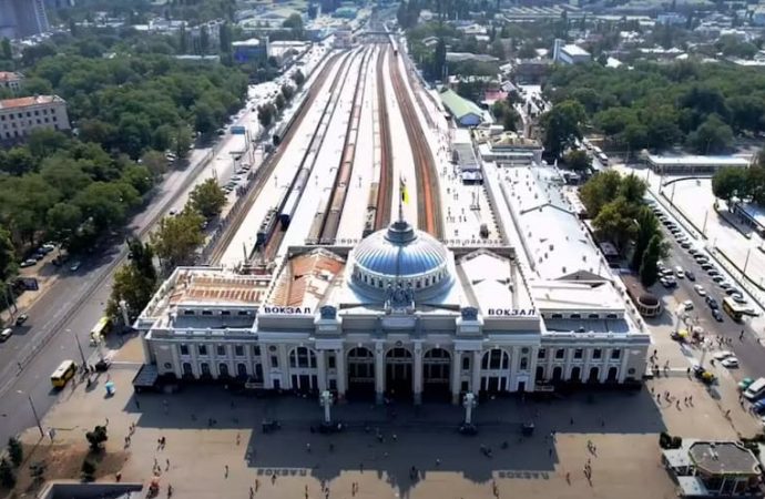 Анекдот дня: як у Одесі зустрічають родичів на свята