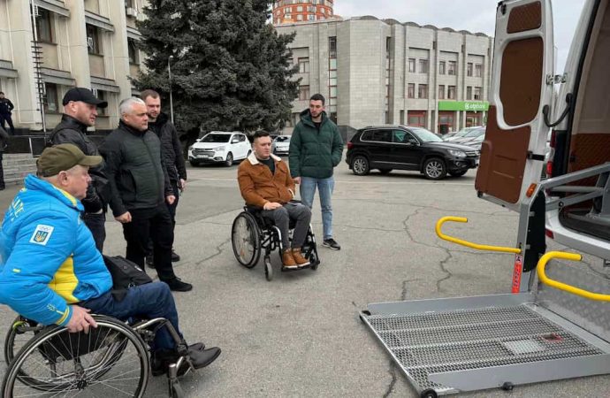 В Одесі можна замовити спецтранспорт для далеких поїздок людей з інвалідністю