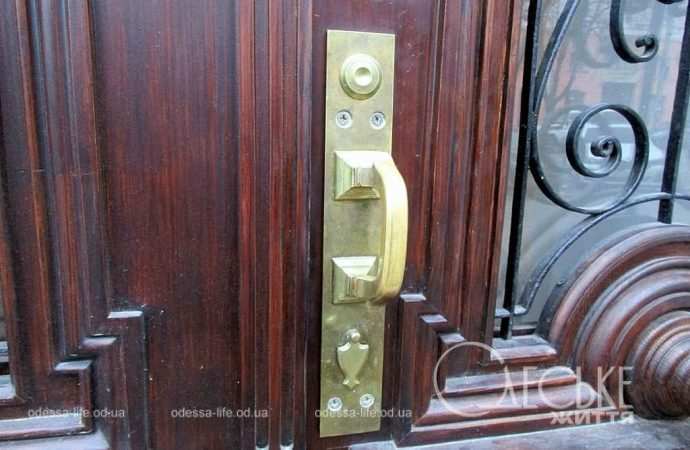 Двери Одессы после реставрации