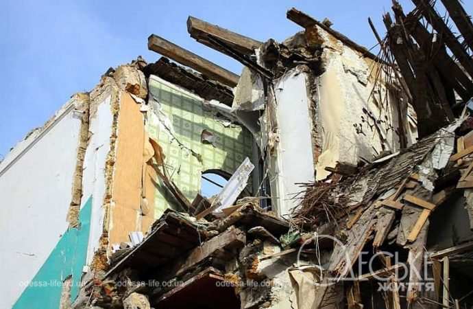 Руины дома на Картамышевской в Одессе