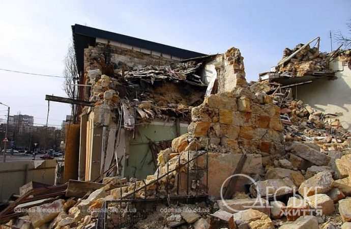 Руины дома на Картамышевской, 14 в Одессе