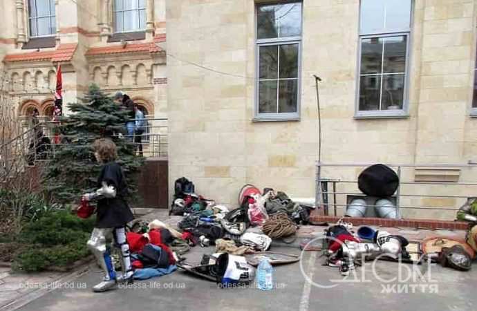 Праздник во дворе одесской Кирхи11