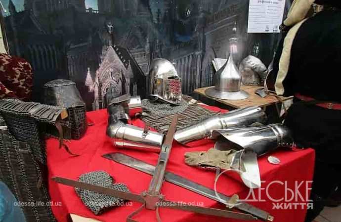 Праздник во дворе одесской Кирхи7